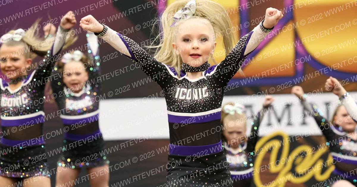 Iconic All Stars Monarchs · Red Hot Cheer and Dance Competition