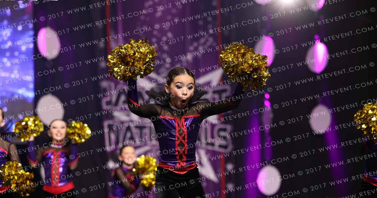 Star Performance Centre Mini Pom Small · JamFest Dance Super