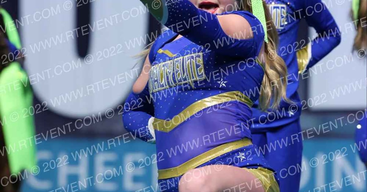 Royalty Elite LLC Bombshells · Cheersport Super Nationals