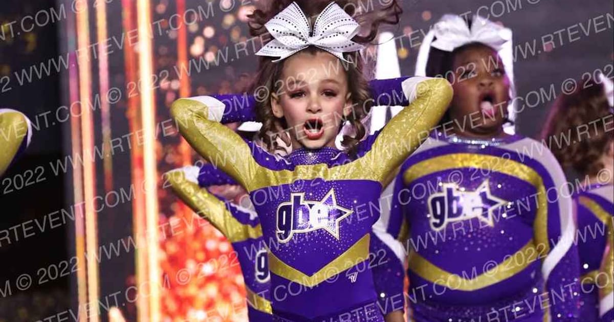 Green Bay Elite Peach · Gold Rush Chicago