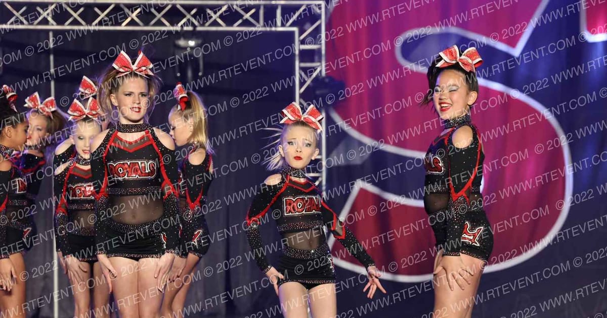 AZ Royals Majesty · CheerAPalooza