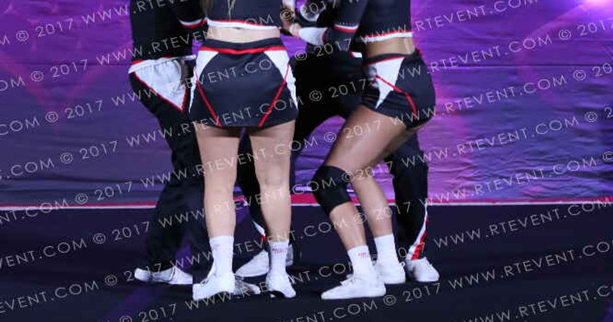 The Warwick Devils University Coed Stunt Group Level 3 · Heart of London University Nationals