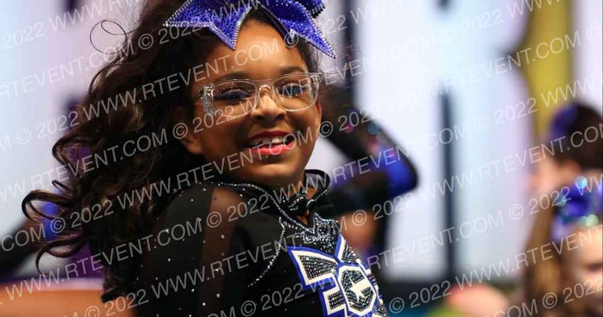 East Celebrity Elite - Hingham DIVAS · Cheersport Super Nationals
