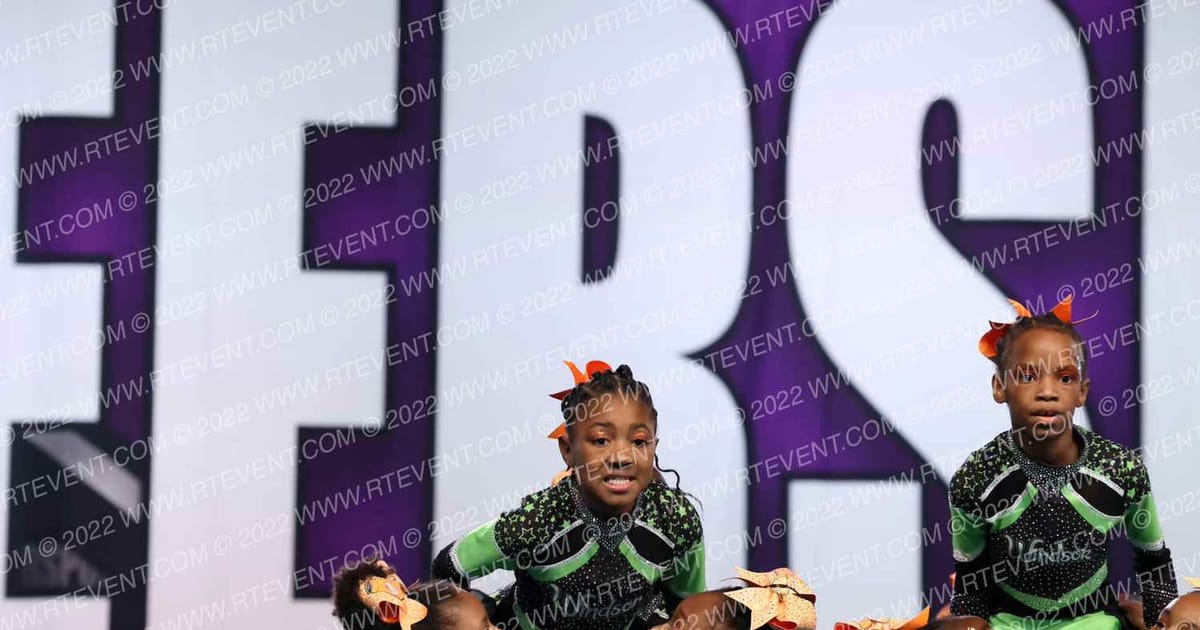 Windsor Knights Elite Orange Crush · Cheersport Super Nationals