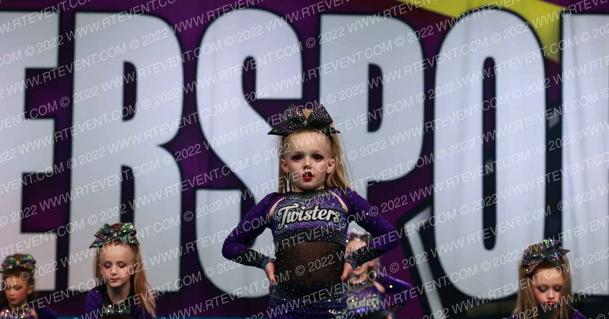 Knoxville Twisters Flurry · Cheersport Super Nationals