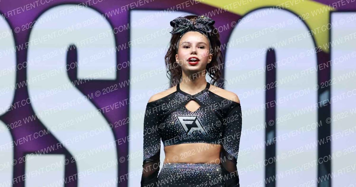 Fearless Athletics Queen Bees · Cheersport Super Nationals