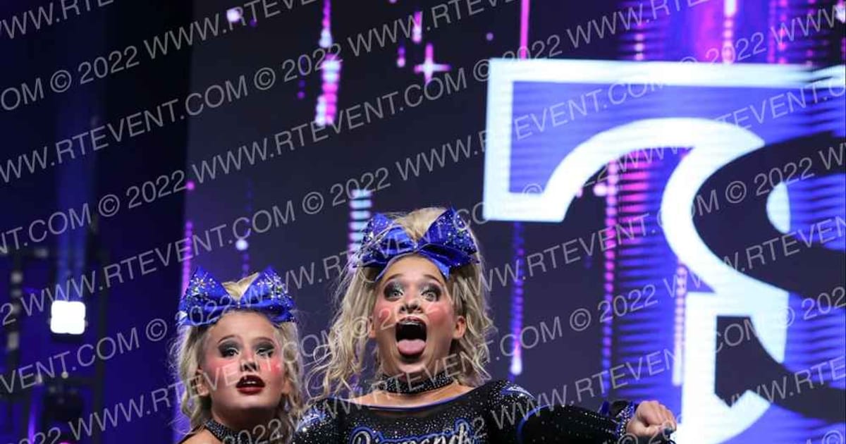Twist & Shout Tulsa Diamonds · Cheersport Super Nationals