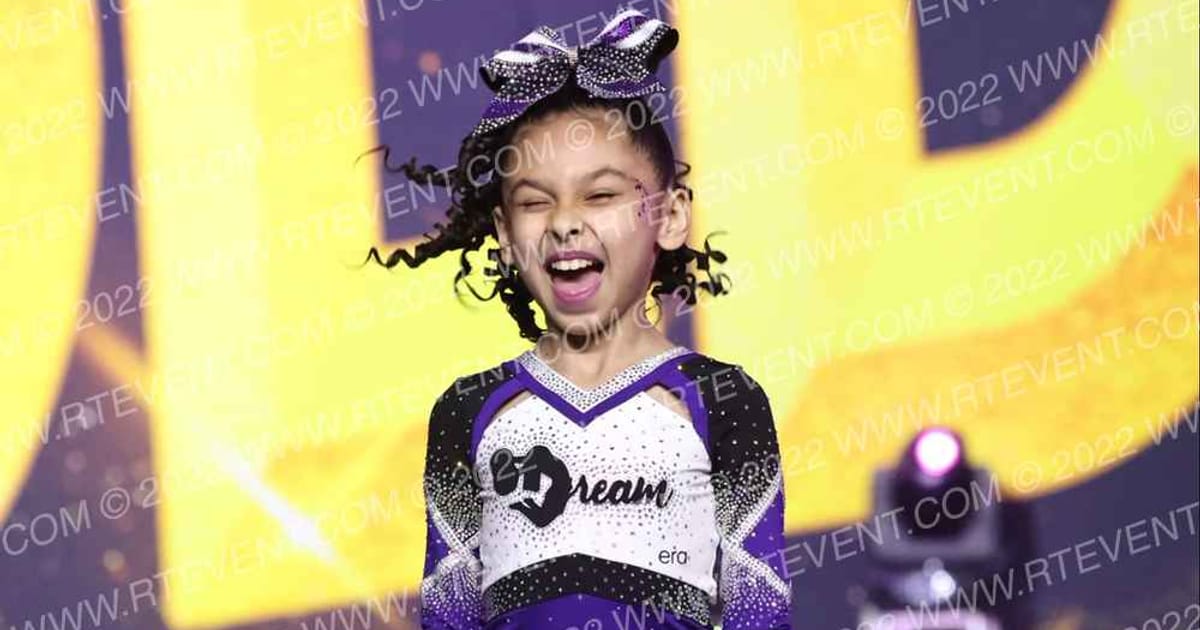 Dream Allstar Cheer Army · Gold Rush Chicago