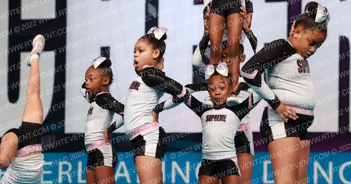Cheer Supreme Allstars MINI CROWN · Cheersport Super Nationals