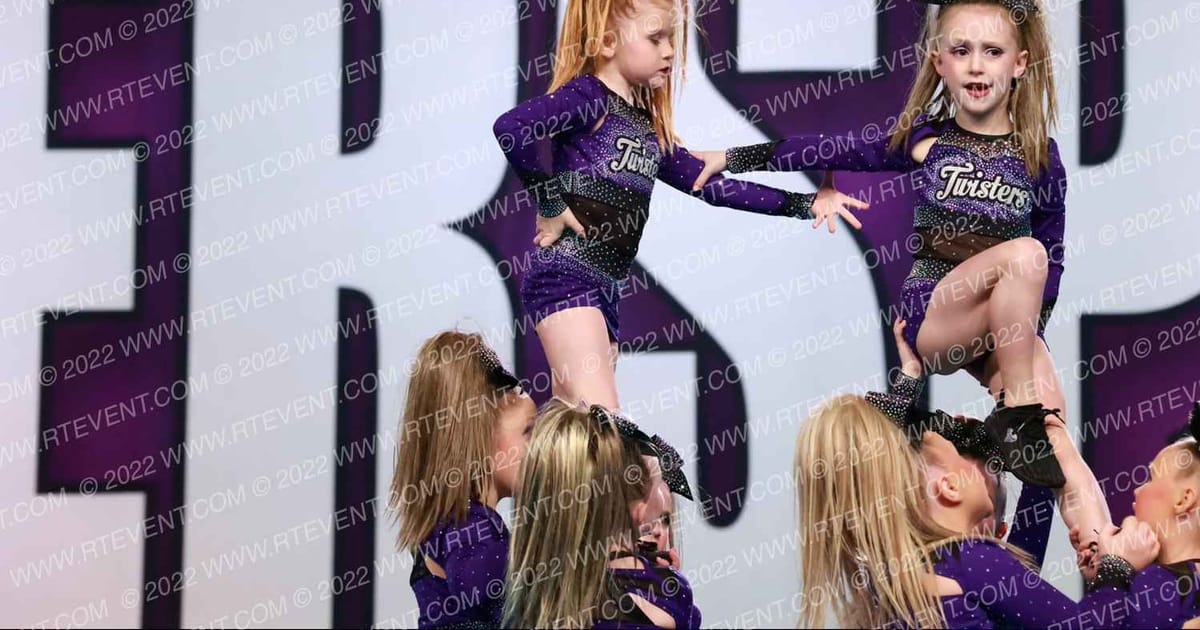 Knoxville Twisters Flurry · Cheersport Super Nationals