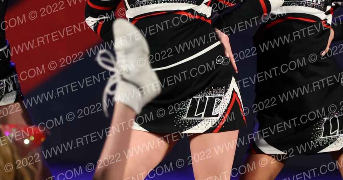 Lightning Cheer Hurricane · Spirit Sports Canadian Clash