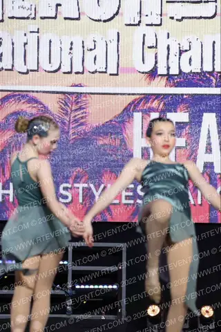 Hot Styles Dance Company Heat