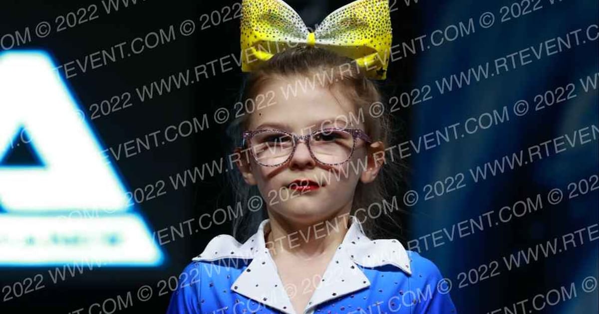 World Elite Glimmer · COA Grand Nationals