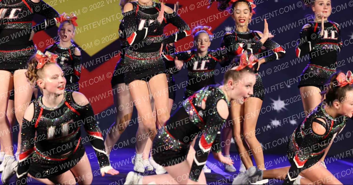 Lightning Cheer Storm · Spirit Sports Canadian Clash