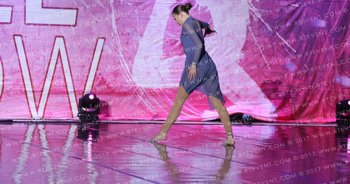 DC Keira Riley · Steel the Show