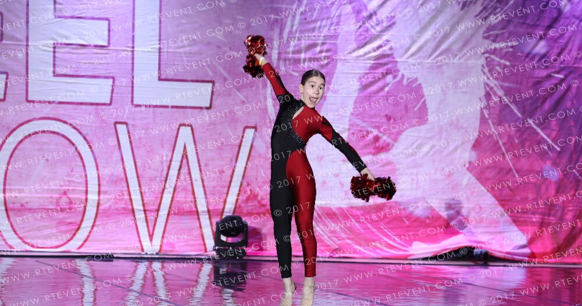 DC Alicia Pernes · Steel the Show