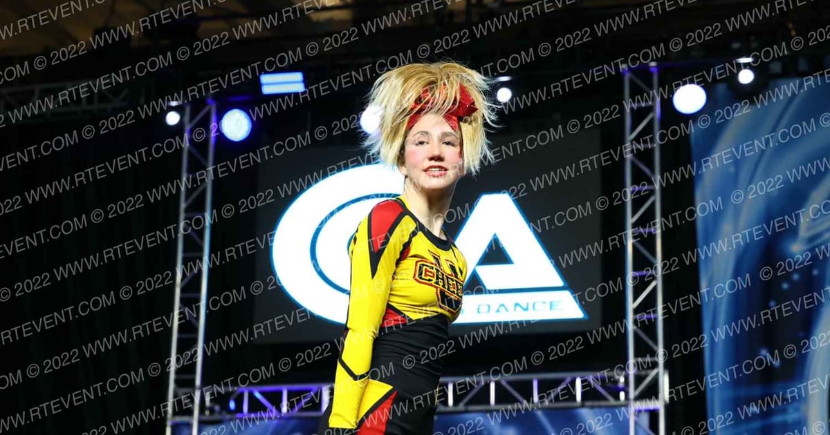 Terre Haute Cheer University HAMBURGLARS · COA Grand Nationals