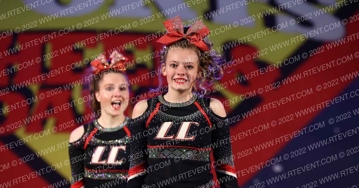 Lightning Cheer Storm · Spirit Sports Canadian Clash