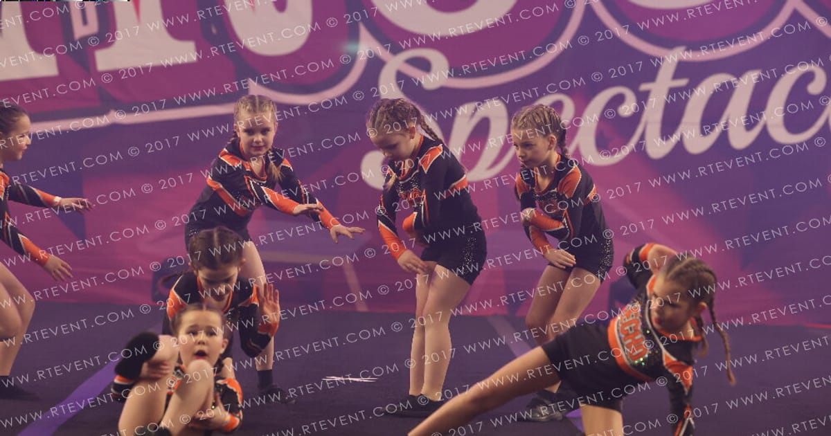 ECHO Athletics Flame · Circus Spectacular FC Essentials North