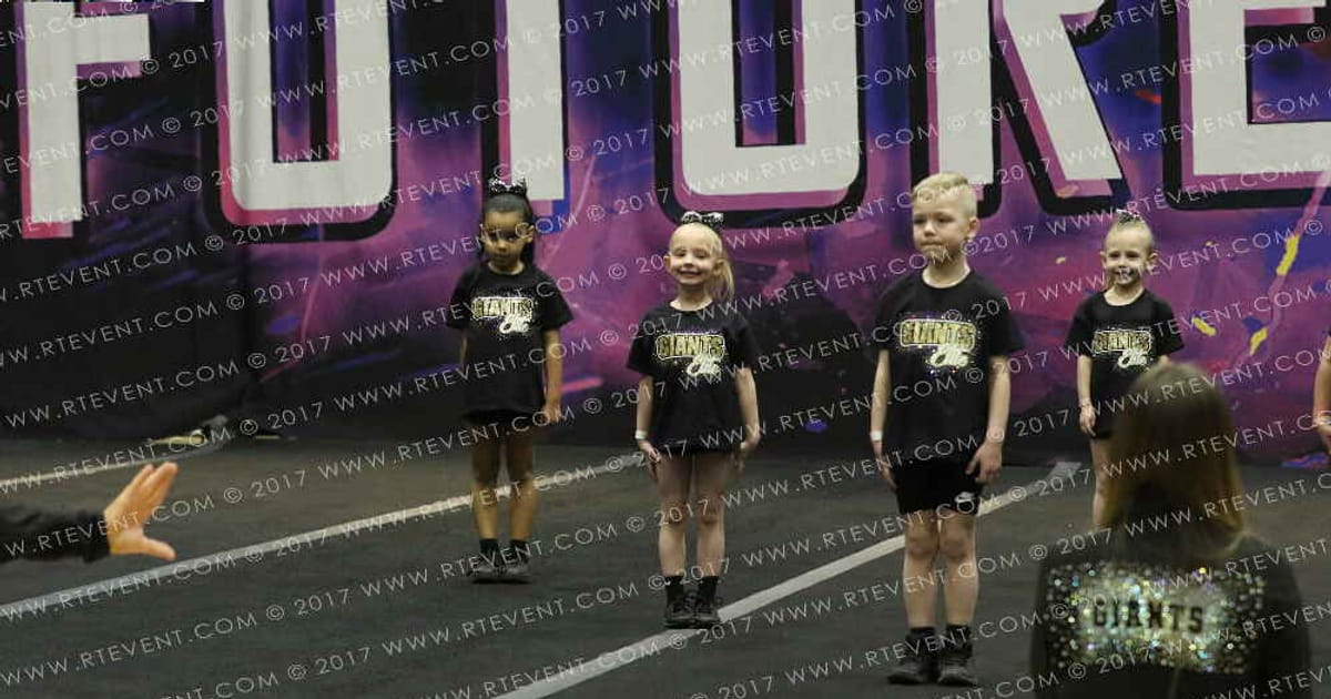 Giants Elite Coconut · Circus Spectacular FC Essentials North