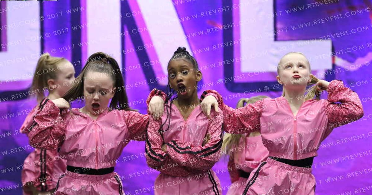 SA Academy of Cheer and Dance Aquamarine · Circus Spectacular FC Essentials North