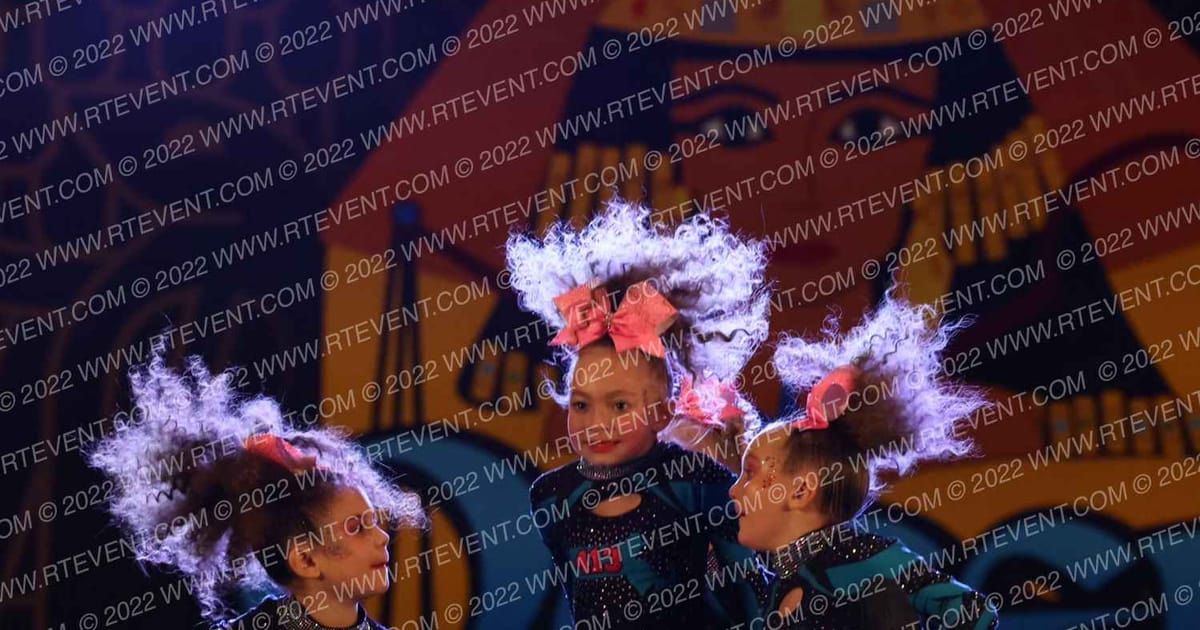 413 CHEER CODE PINK · ASC Queen of the Nile Hartford Showdown DI DII