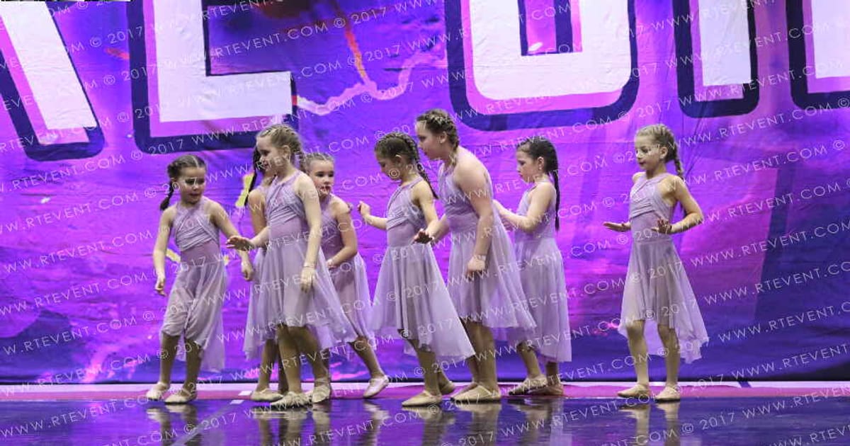 ECHO Athletics Stardust · Circus Spectacular FC Essentials North
