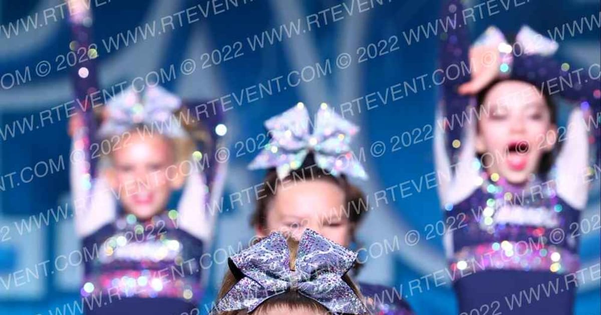 Connect Cheer Northwest Rose · PacWest Grand Nationals