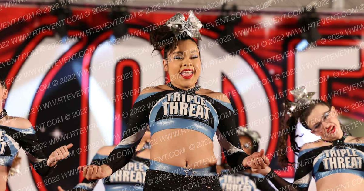 Triple Threat Cheer STARLITES · Encore Las Vegas Showdown DIDII