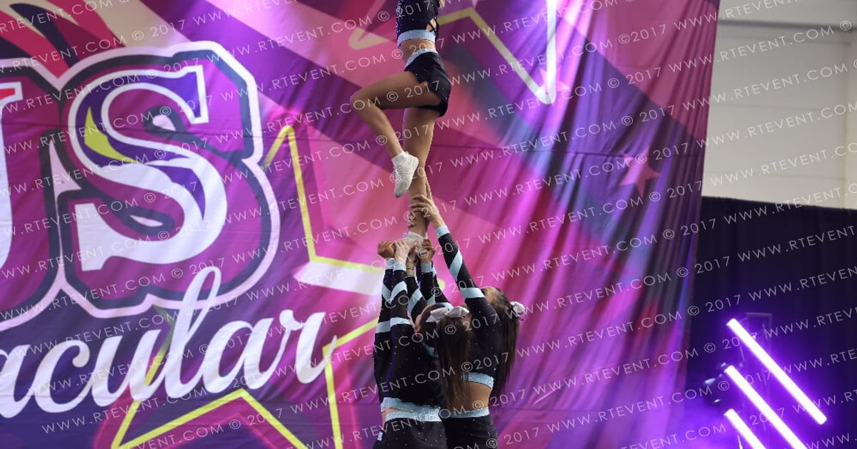 776 Cheer Elite LADIES OF TEAL · Circus Spectacular FC Essentials North