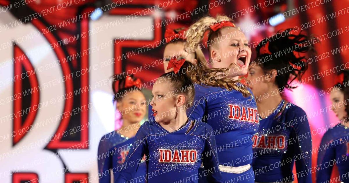 Idaho Cheer Tanzanite · Encore Las Vegas Showdown DIDII
