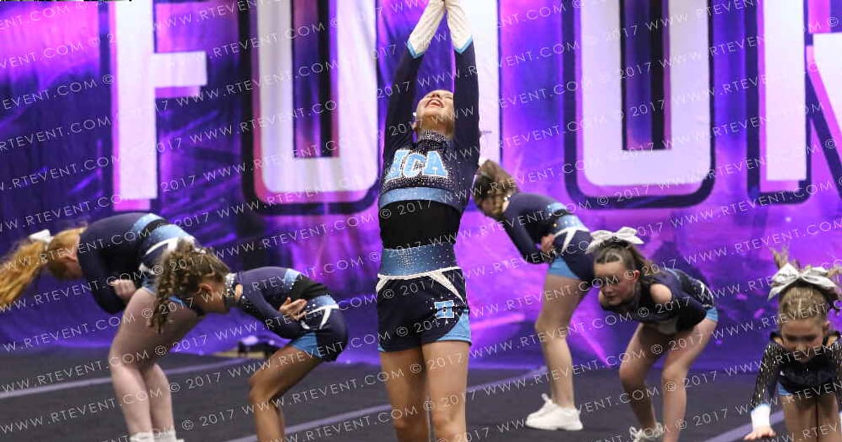 Hull Cheerleading Academy Silver · Circus Spectacular FC Essentials North