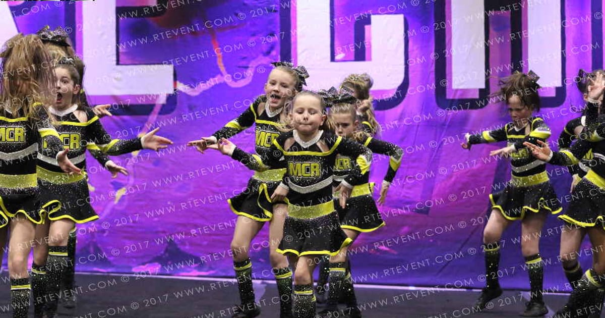 MCR DANCE and CHEER ACADEMY Stingers · Circus Spectacular FC Essentials North