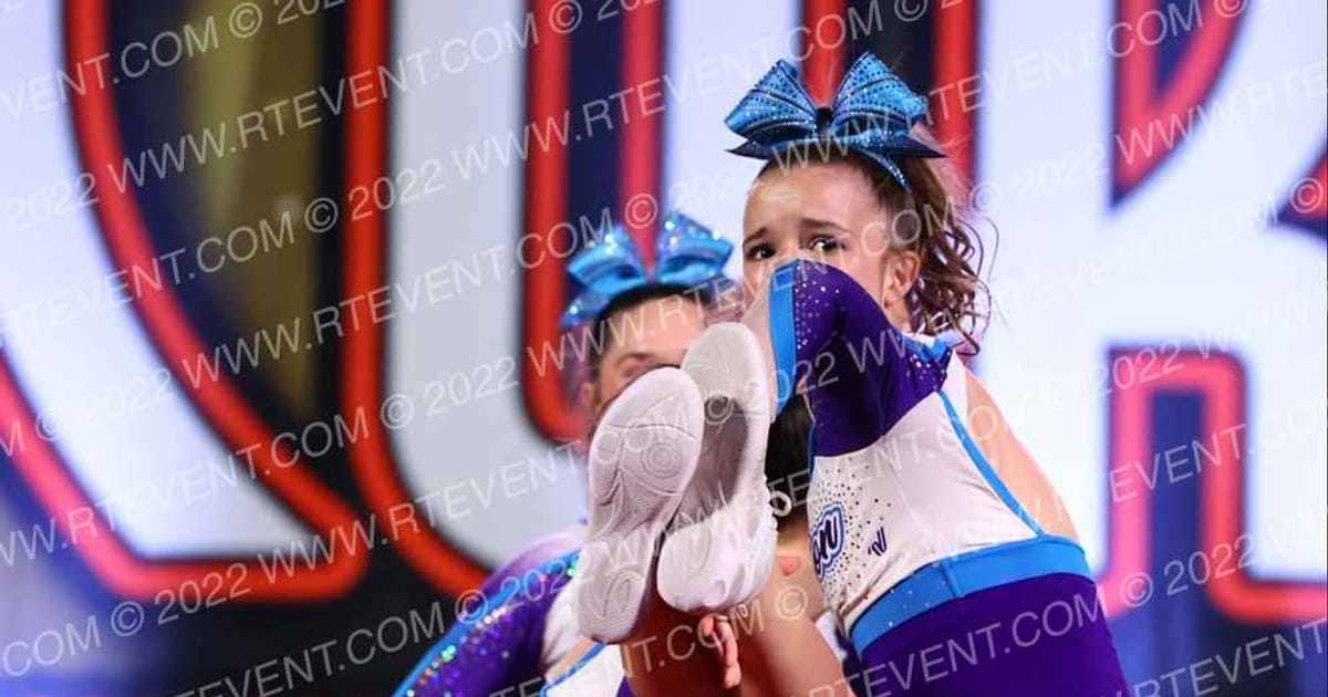 Elevation Cheer Company Violet Sisters · Encore Concord Showdown