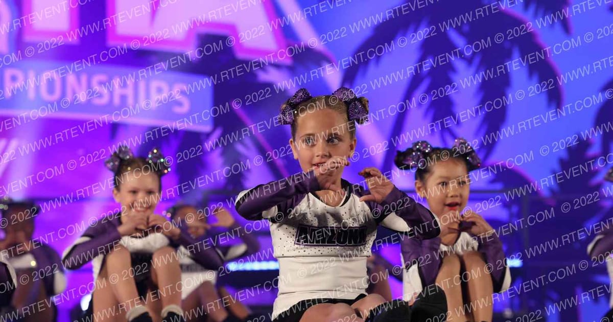 Arizona All Stars Shimmer · Aloha Grand Nationals DIDII