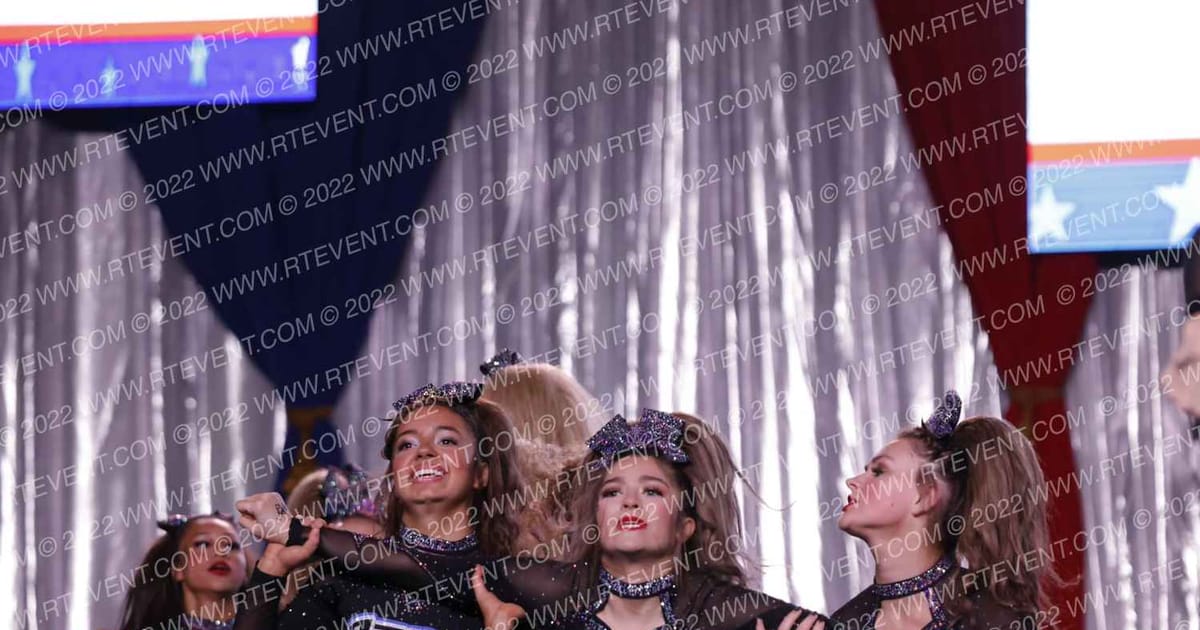 The Stingray Allstars Obsidian · The American Royale Sevierville Nationals DIDII