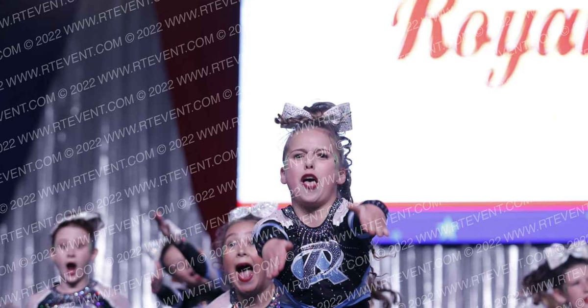Premier Athletics - Knoxville West Savage Sharks · The American Royale Sevierville Nationals DIDII