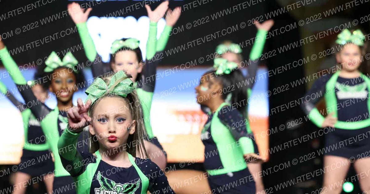 Eagle Elite Swoop · Gold Rush Kansas City