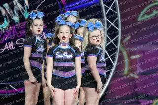 Snow Power Cheer and Dance Mystery Machines