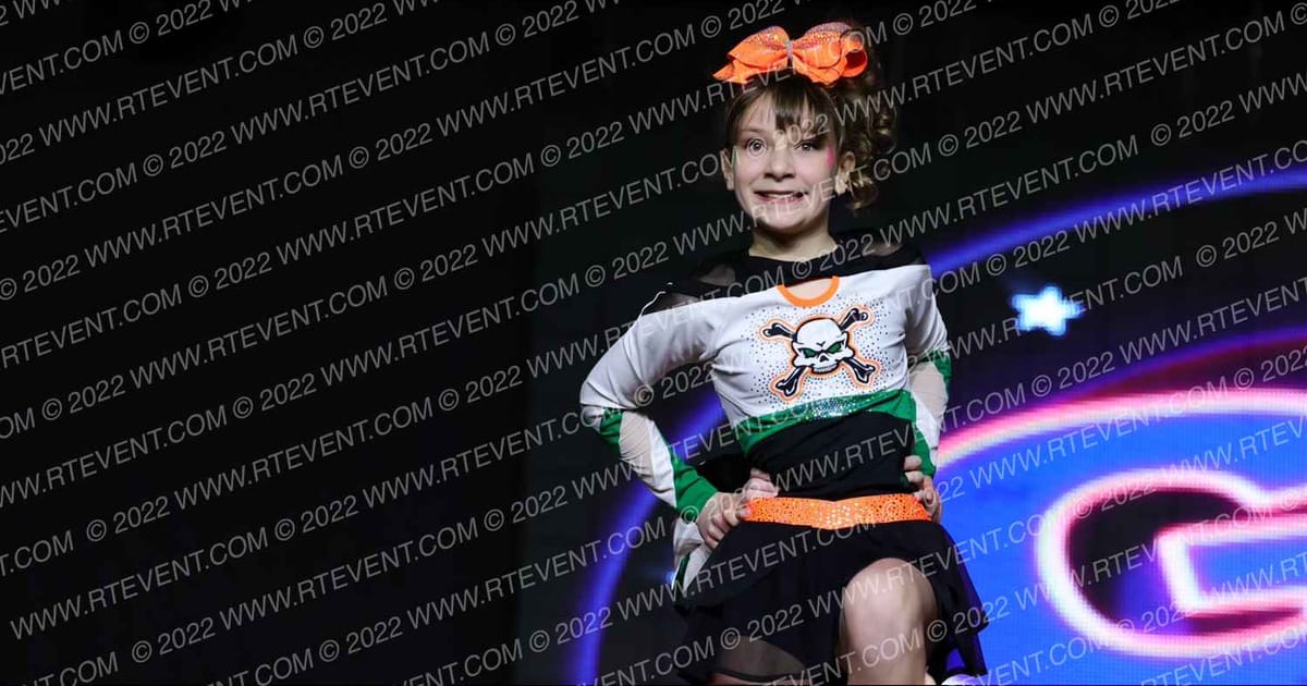 Iowa Elite Cheer of MN WARRIORS · GLCC Grand Nationals