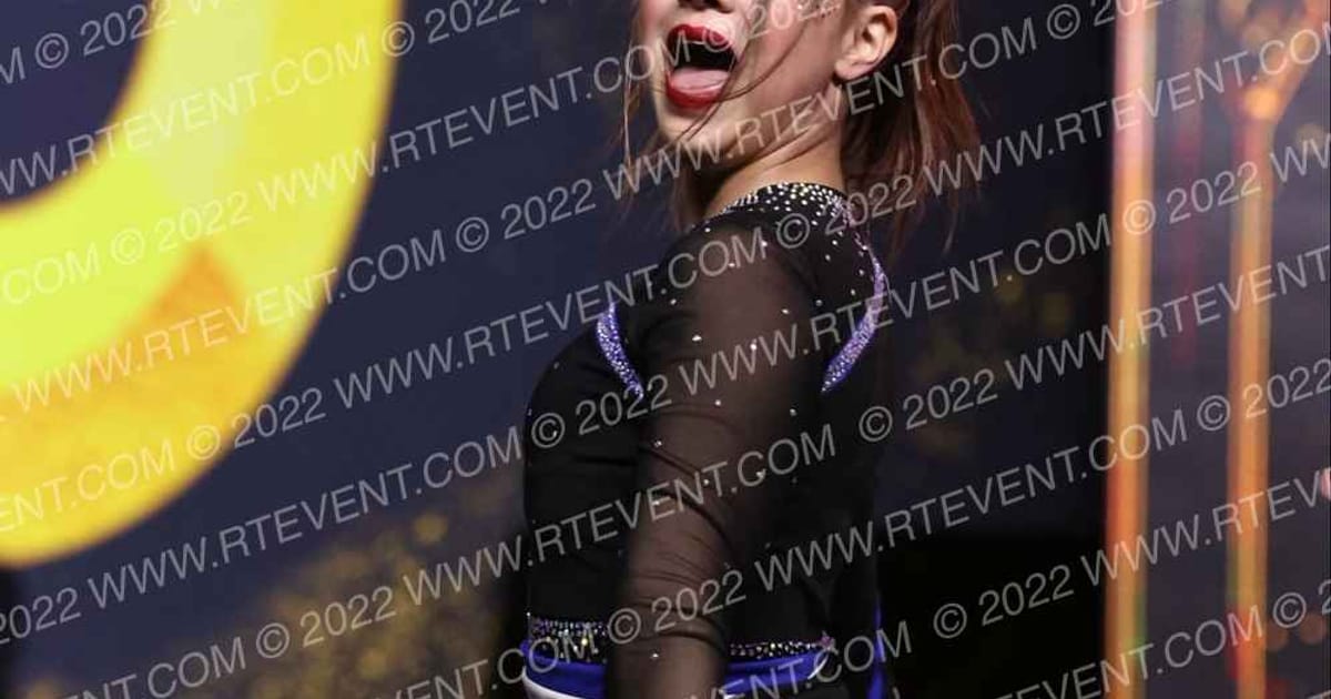 Cheer Athletics Omaha SavvyCAts · Gold Rush Chicago