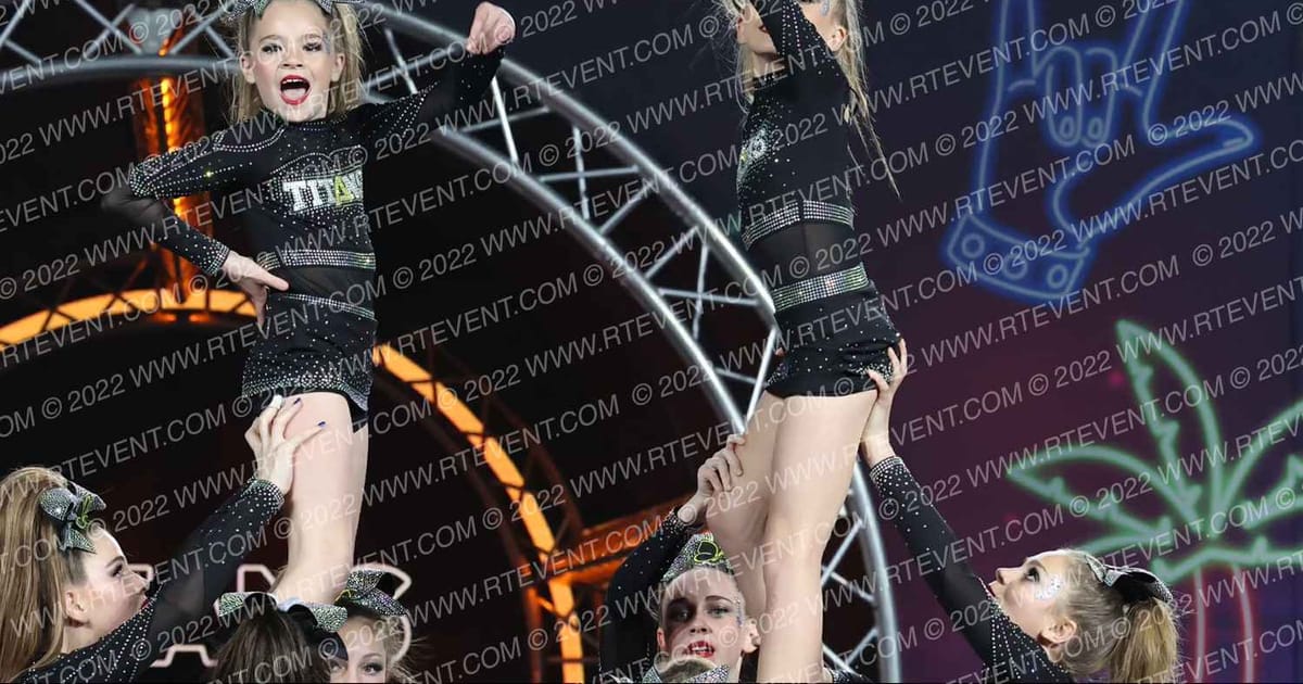 Titans Cheer Mayhem · Deep South Memphis