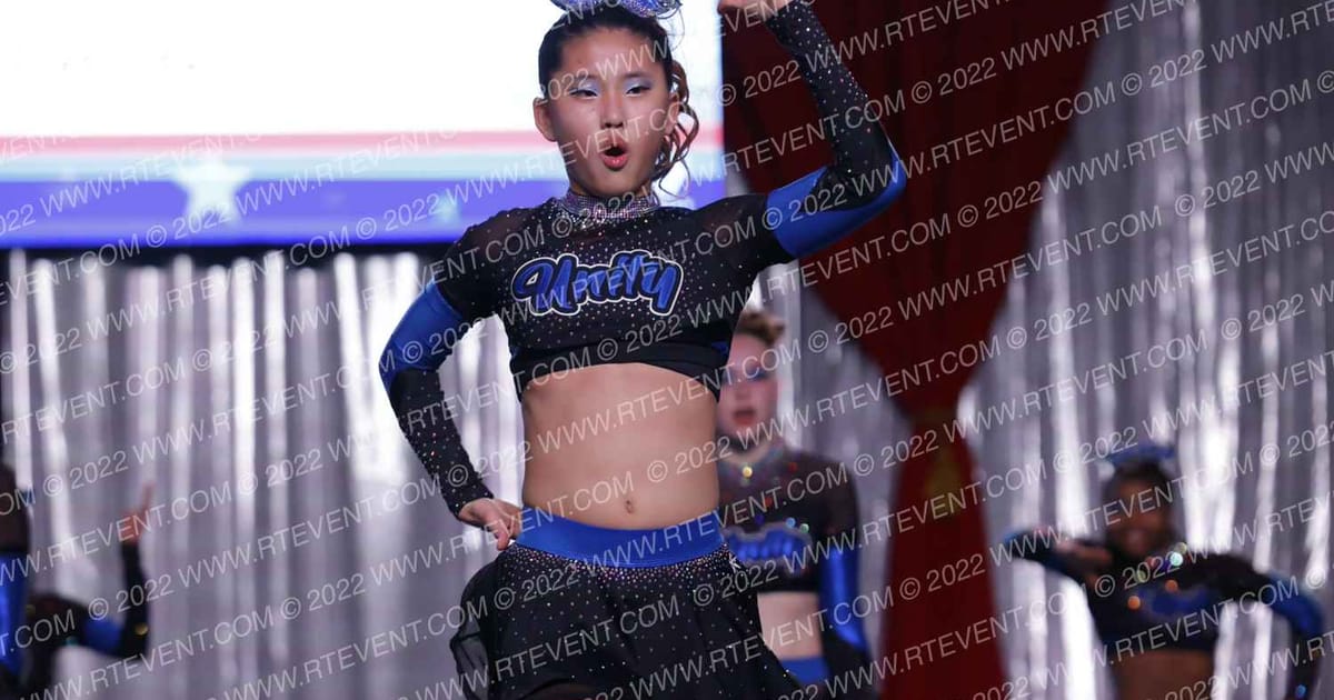 Unity Cheer Silver Pearls · The American Royale Sevierville Nationals DIDII