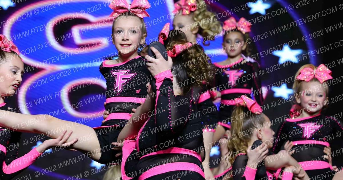 Titanium Force Cheer Glow Girls · GLCC Grand Nationals