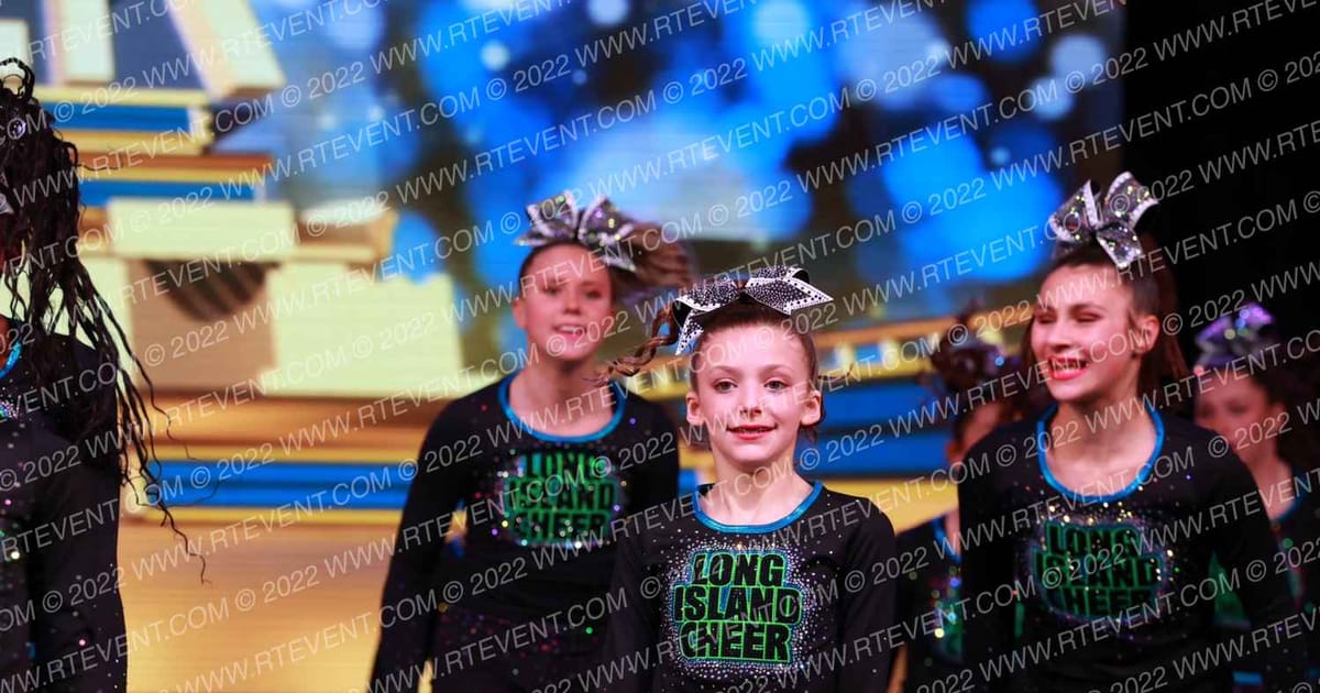 Long Island Cheer Black · Mohegan Sun