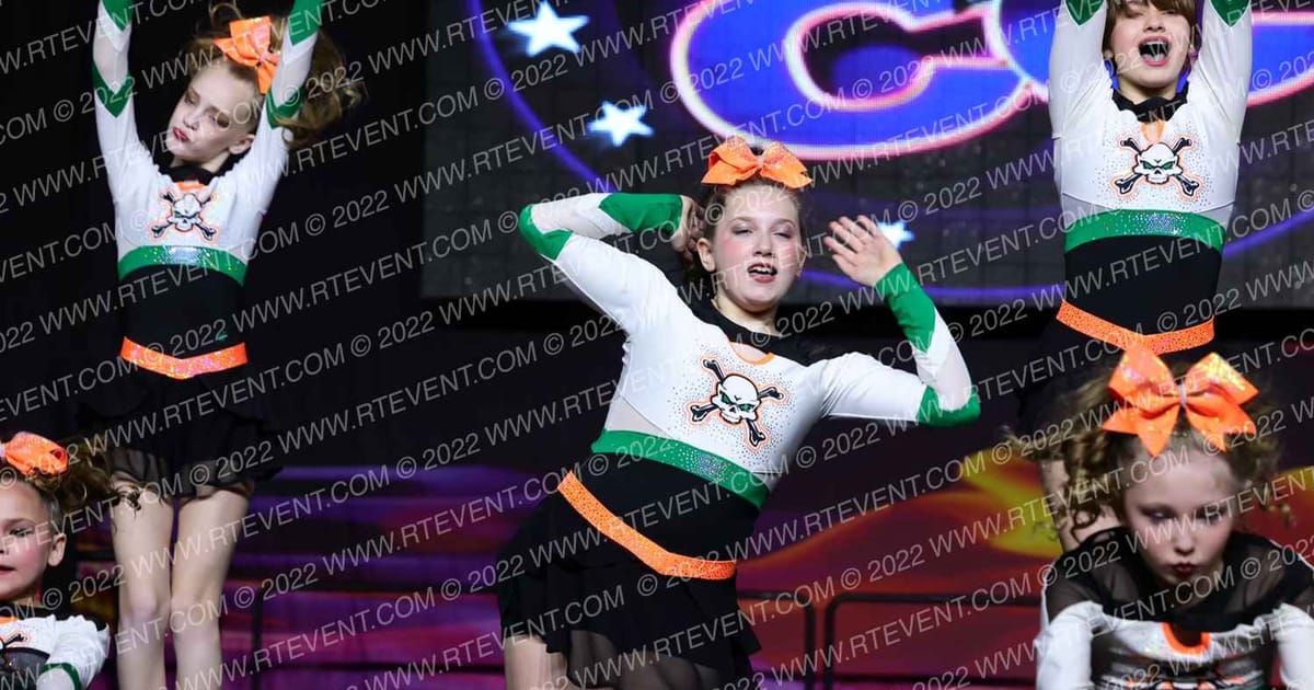 Iowa Elite Cheer of MN VENGEANCE · GLCC Grand Nationals