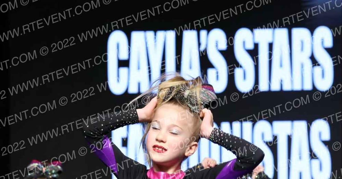 Cayla's Stars FASHIONISTAS · Gold Rush Kansas City