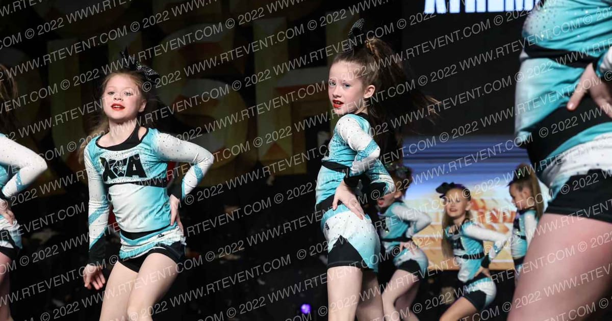 Xtreme Cheer Allstars Icons · Gold Rush Kansas City