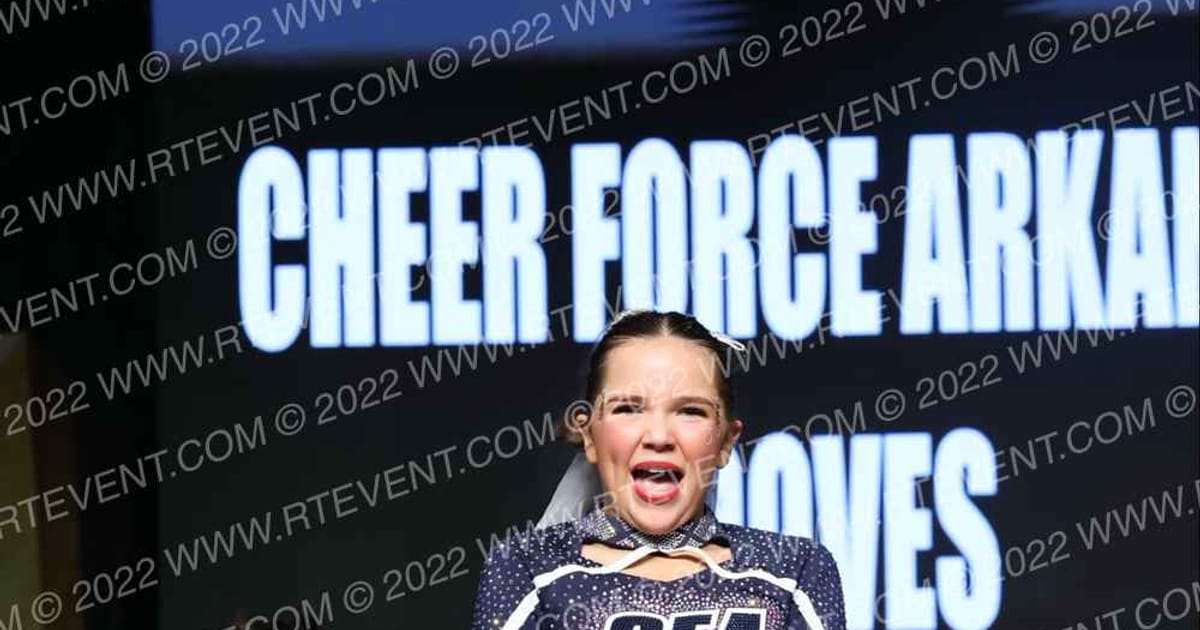 Cheer Force Arkansas Doves · Gold Rush Kansas City