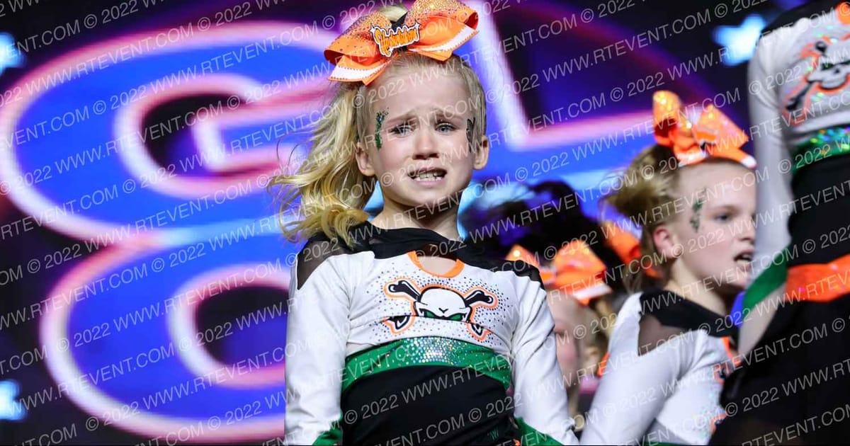Iowa Elite Cheer - Des Moines Undertakers · GLCC Grand Nationals